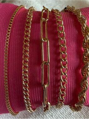 Set of 5 Gold Tone Chain Bracelets